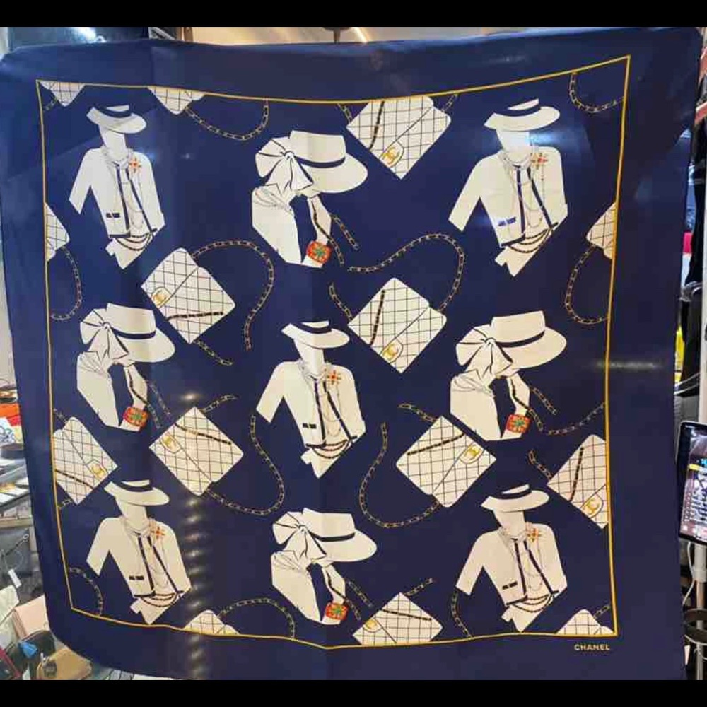 Vintage Chanel Scarf